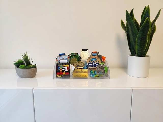 Medaillenständer Acryl 3reihig Laufen Radsport Triathlon